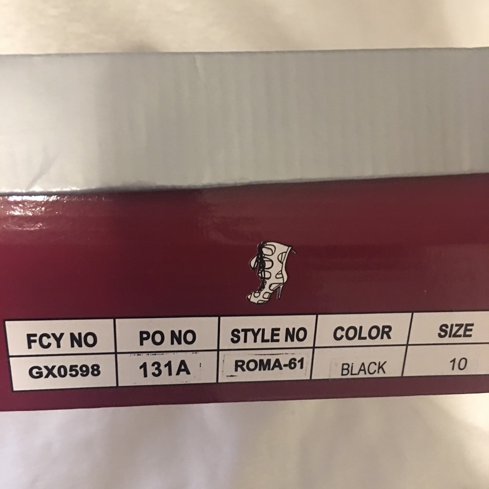 Breckelle’s Roma’s 61 Heels - Picture 7 of 8